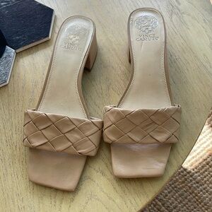Vince Camuto Nude Sandal | size 10 Women